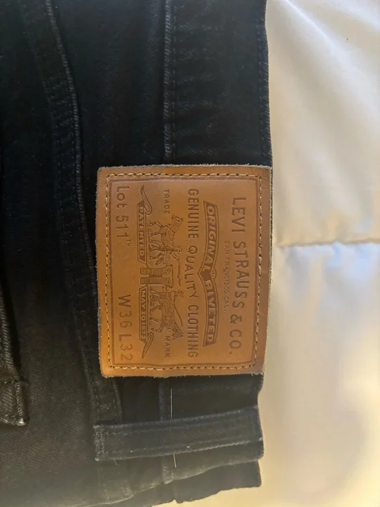 Levi's Slim Black Men's Jeans with Leather Patch - Picture 4 of 4